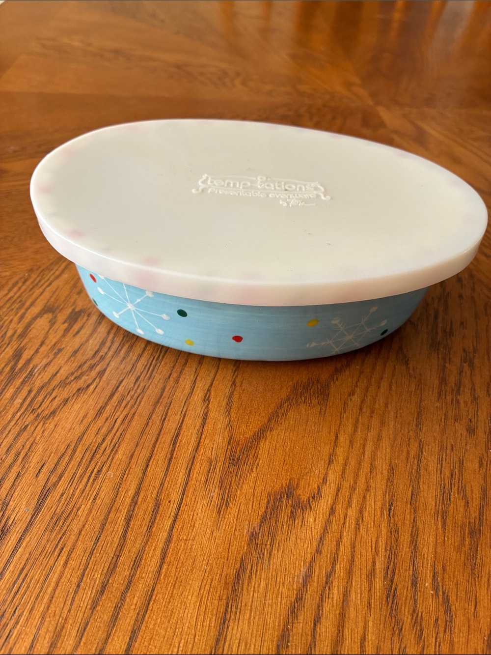 Temp-Tations Light Blue Snowflake Oval Dish with White Lid and Polka Dots